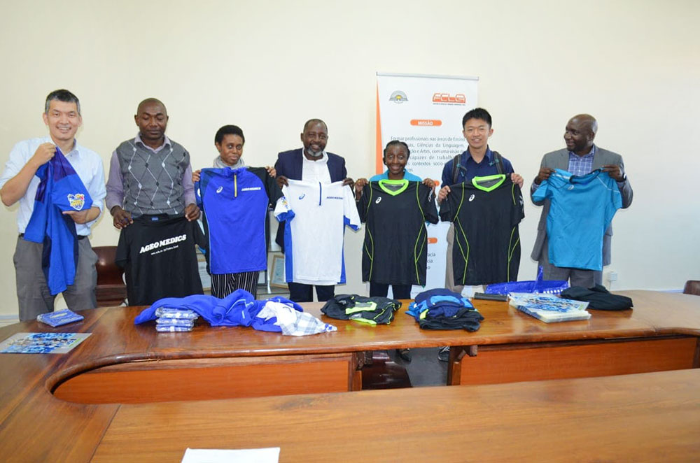 埼玉上尾メディックスの旧ウエアやグッズがモザンビークへ届けられました