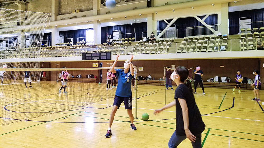 上尾市スポーツ健康都市宣言記念　健康スポーツ体験会～親子ふれあいバレーボール教室レポート～