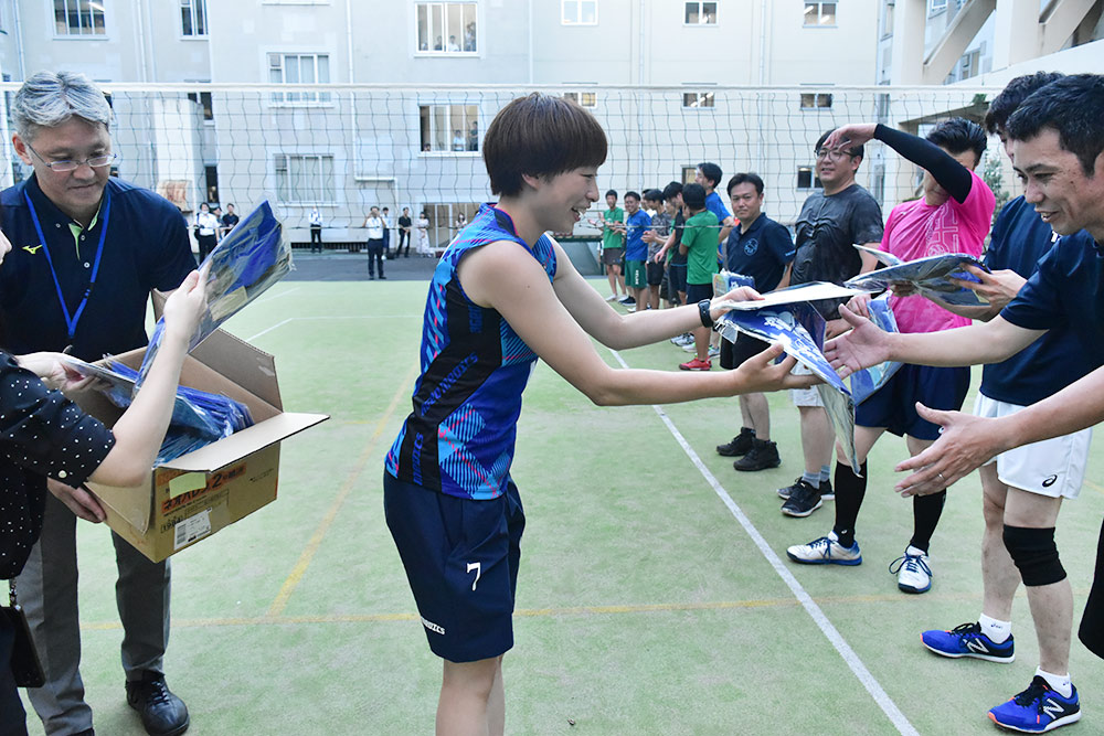 埼玉県庁 各課対抗バレーボール大会の始球式を行いました！