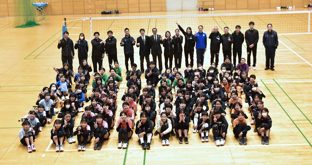 和5年度　小学6年生バレーボーラー育成講習会に参加しました！