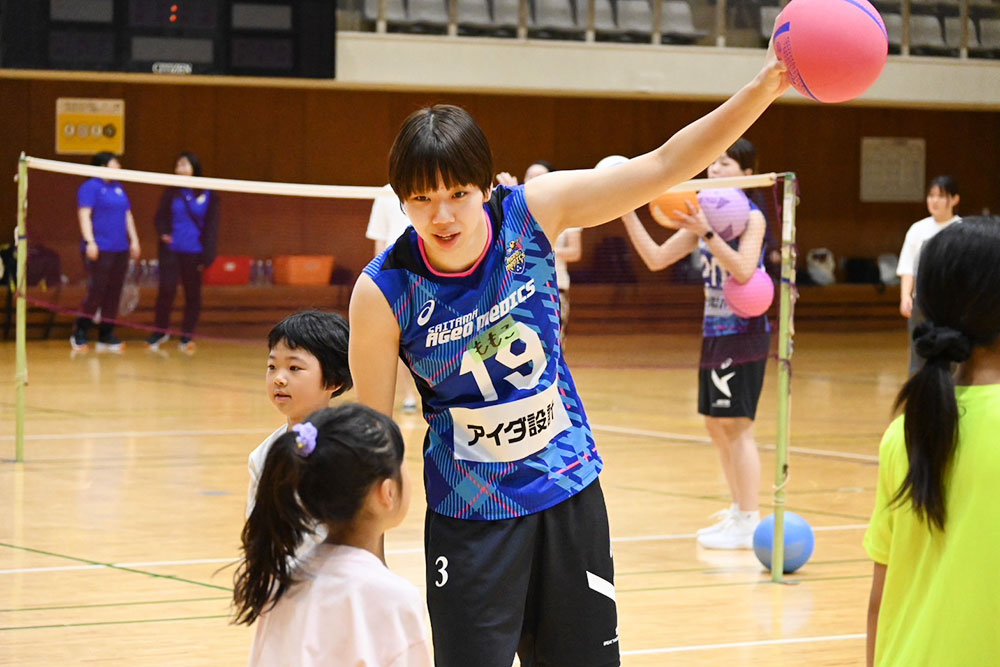 株式会社アイダ設計主催「現役選手が教える親子バレーボール教室」レポート！