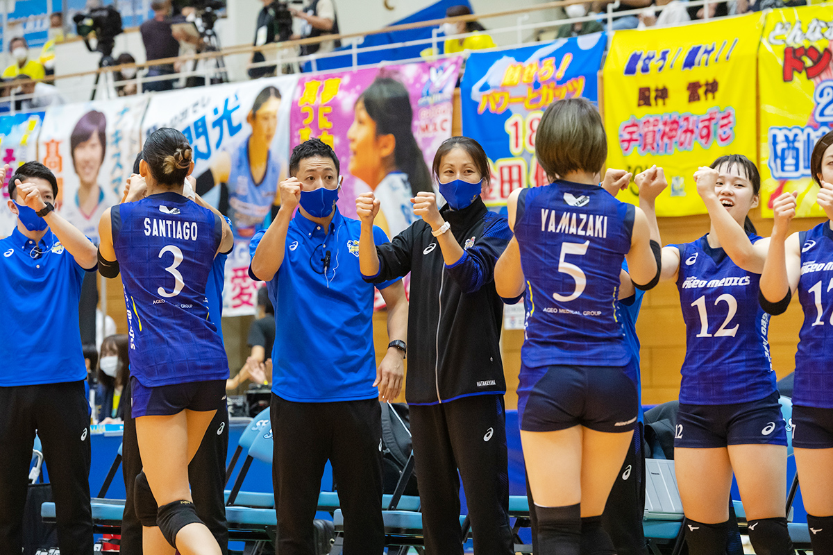 畠山亜希子通訳