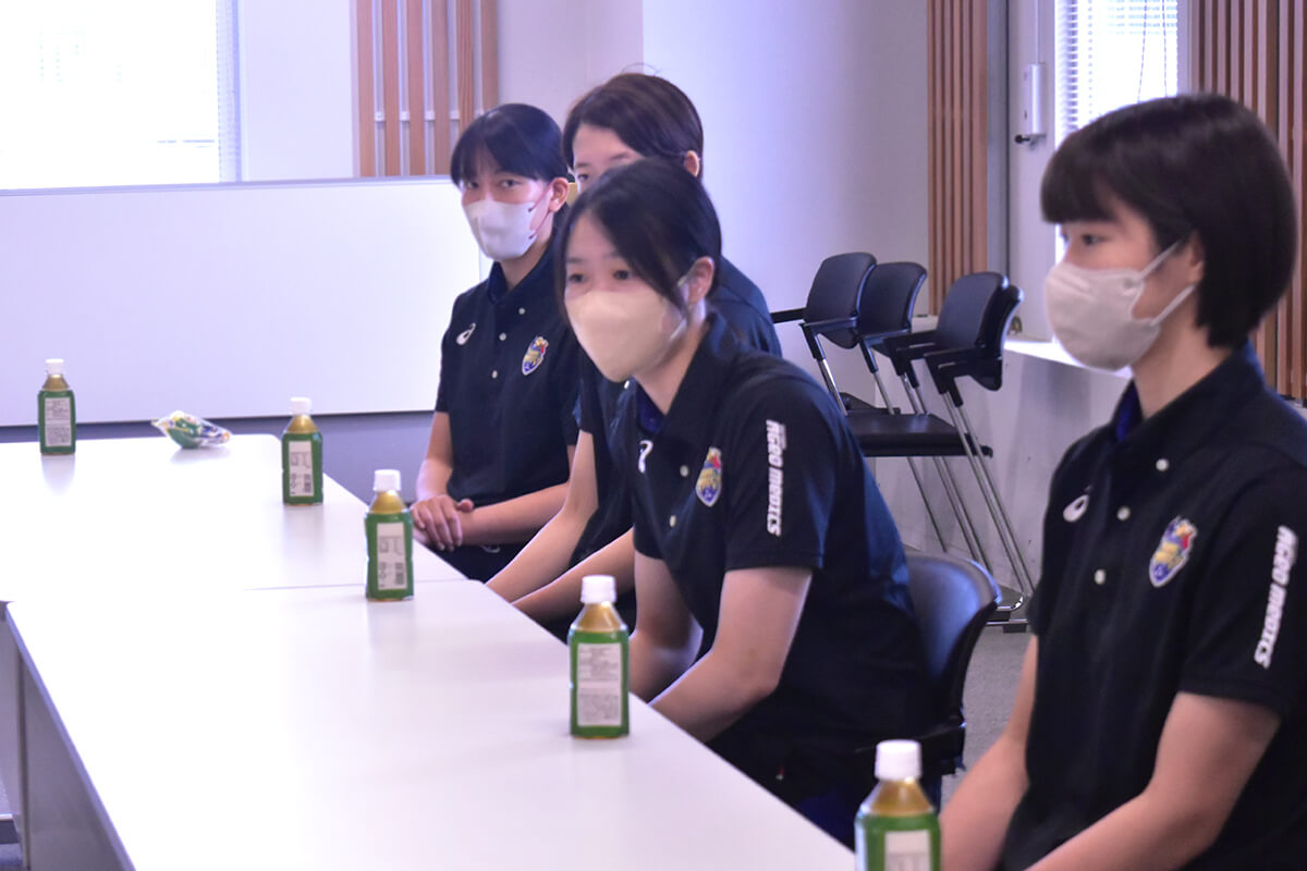 山崎のの花選手