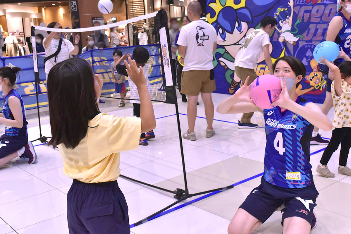 玉上尾メディックス×イオンモール上尾 バレーボール選手と一緒に！～親子バレーボール体験会～