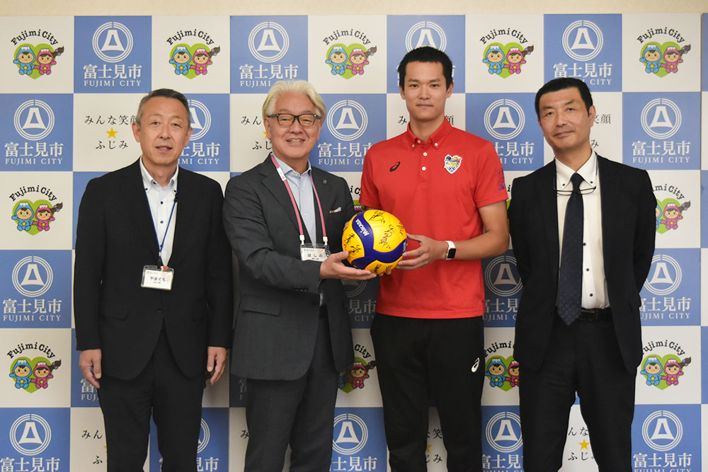 富士見市役所へ表敬訪問