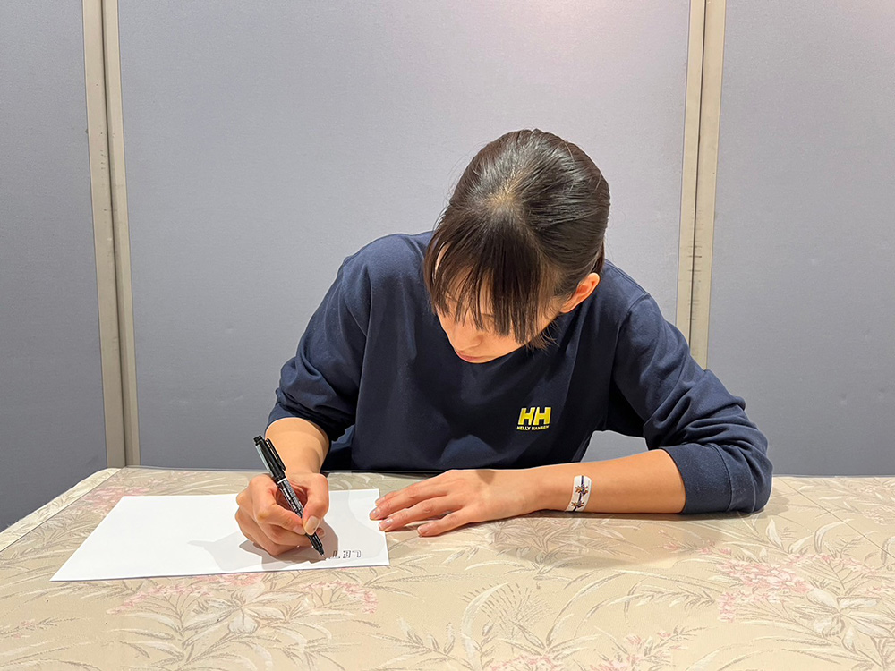 岩崎こよみ選手考案グッズ『Love♡Volleyballポーチ』　ホームゲーム会場限定販売のお知らせ‼