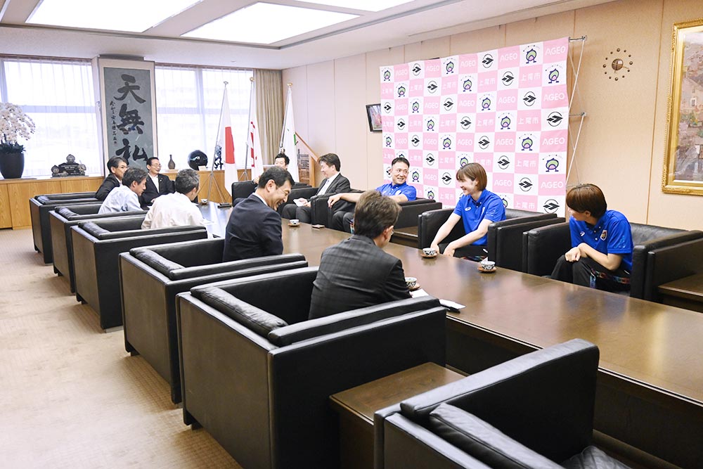 上尾市長を訪問、2023-24シーズン報告